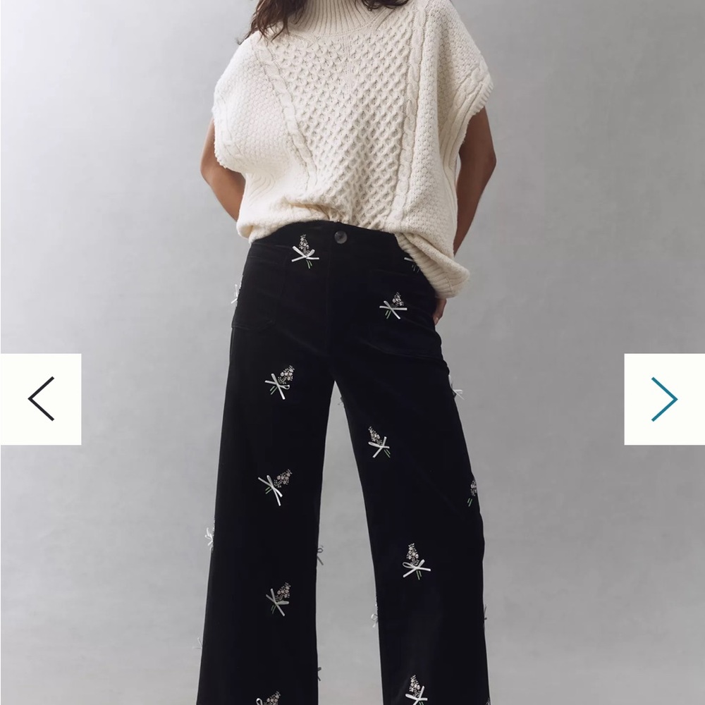 The Colette 3D Bouquets Crop
Pants by Maeve